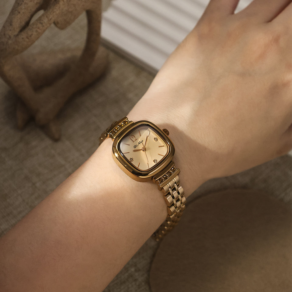 Women’s Mini Square Vintage Fashion Watch