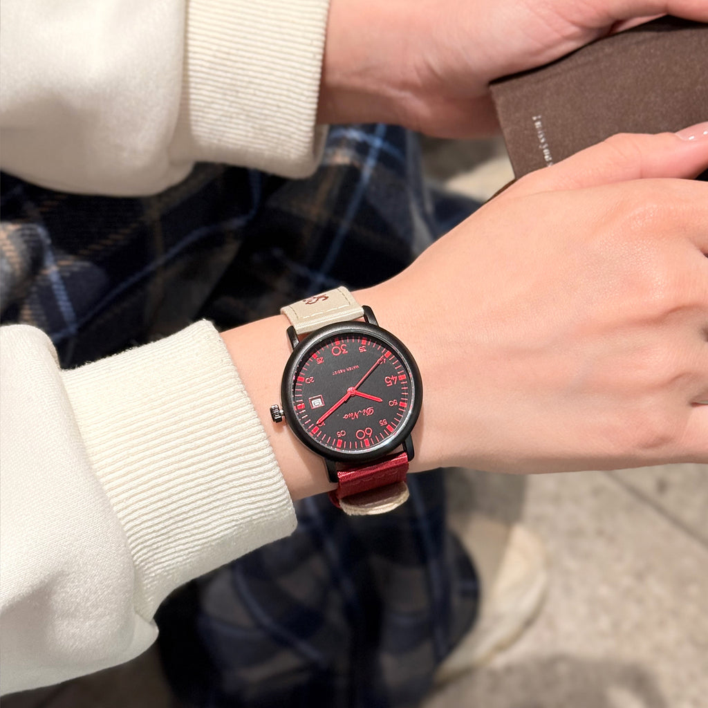 Women’s Casual Fashion Watch with Date Display